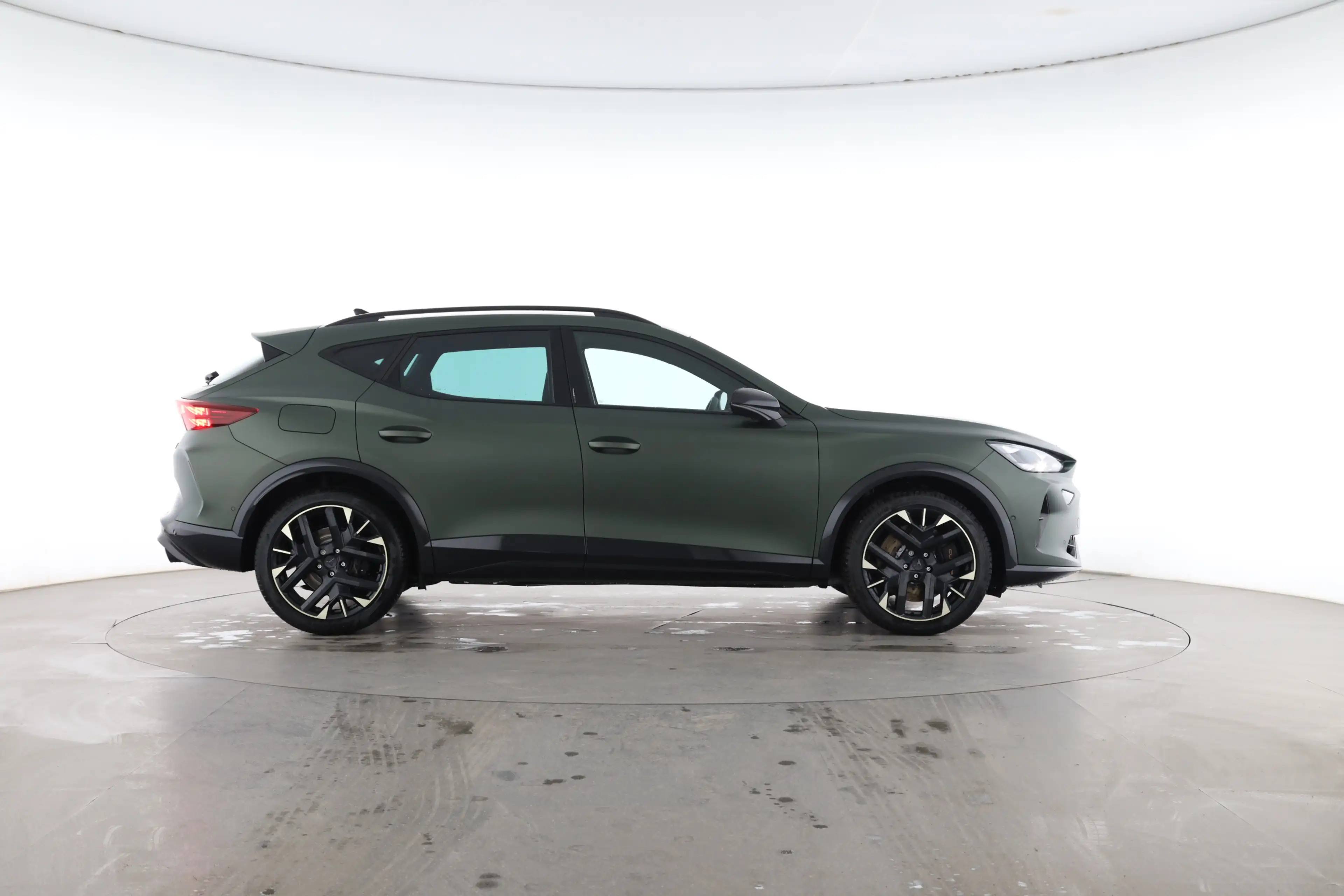CUPRA Formentor 2.0 TSI DSG 4Drive VZ Tribe Edition — photo 7