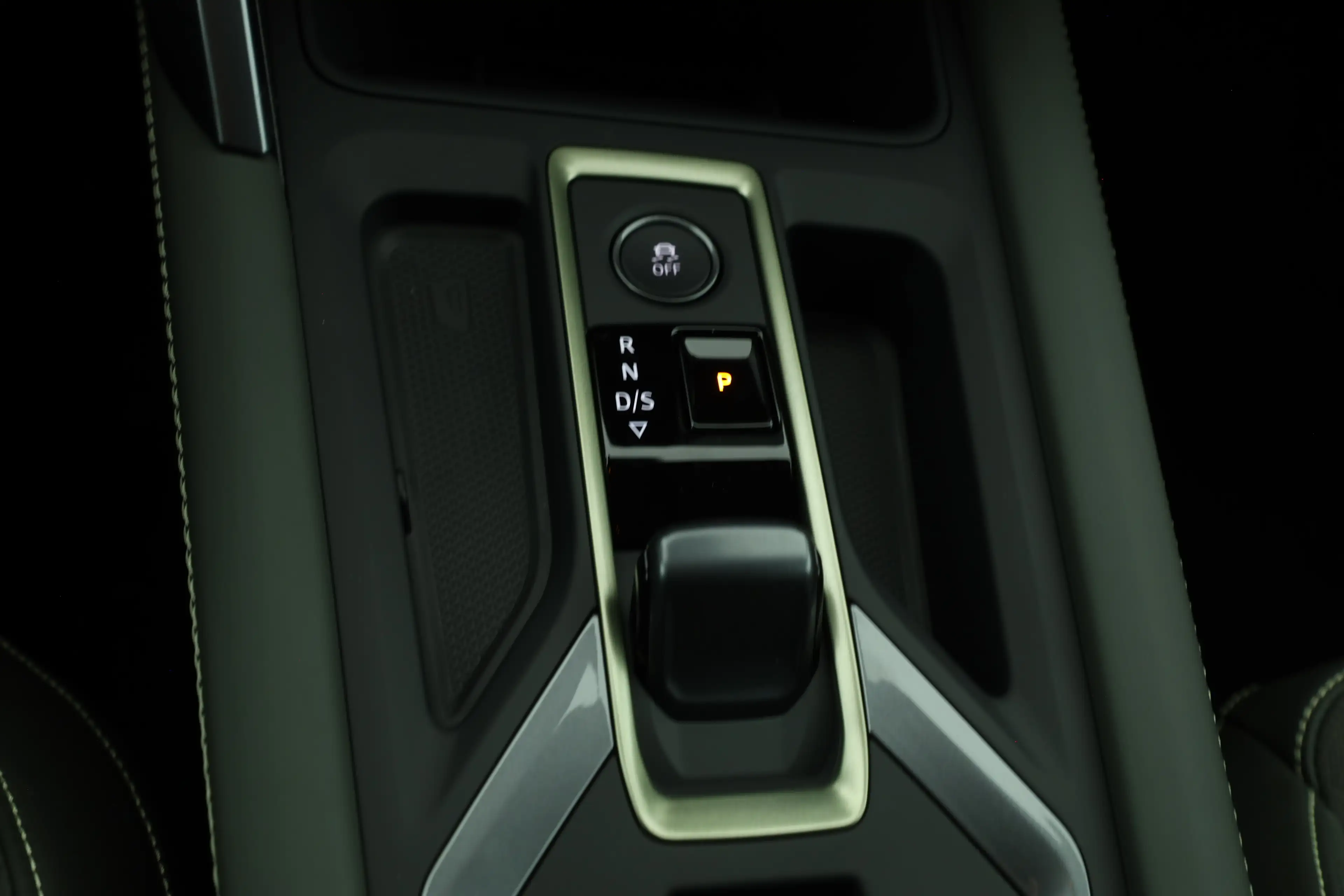 CUPRA Formentor 2.0 TSI DSG 4Drive VZ Tribe Edition — photo 15