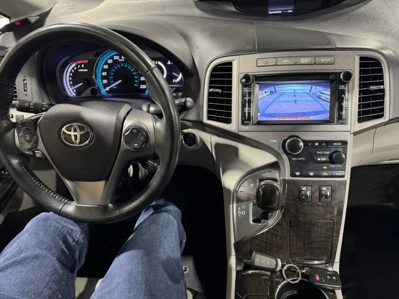Toyota Venza снимка Toyota Venza