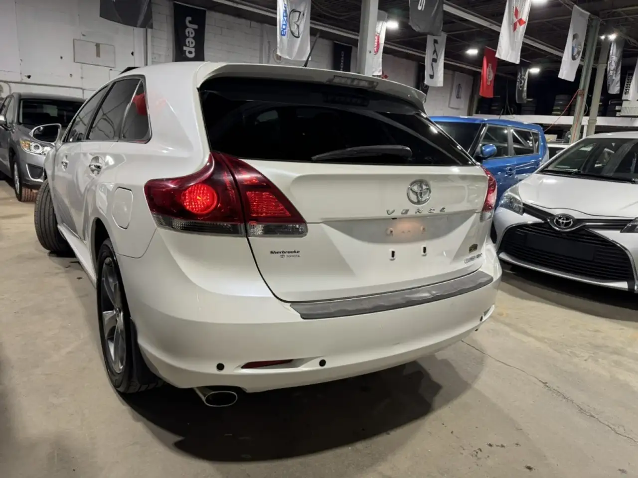 Toyota Venza снимка Toyota Venza