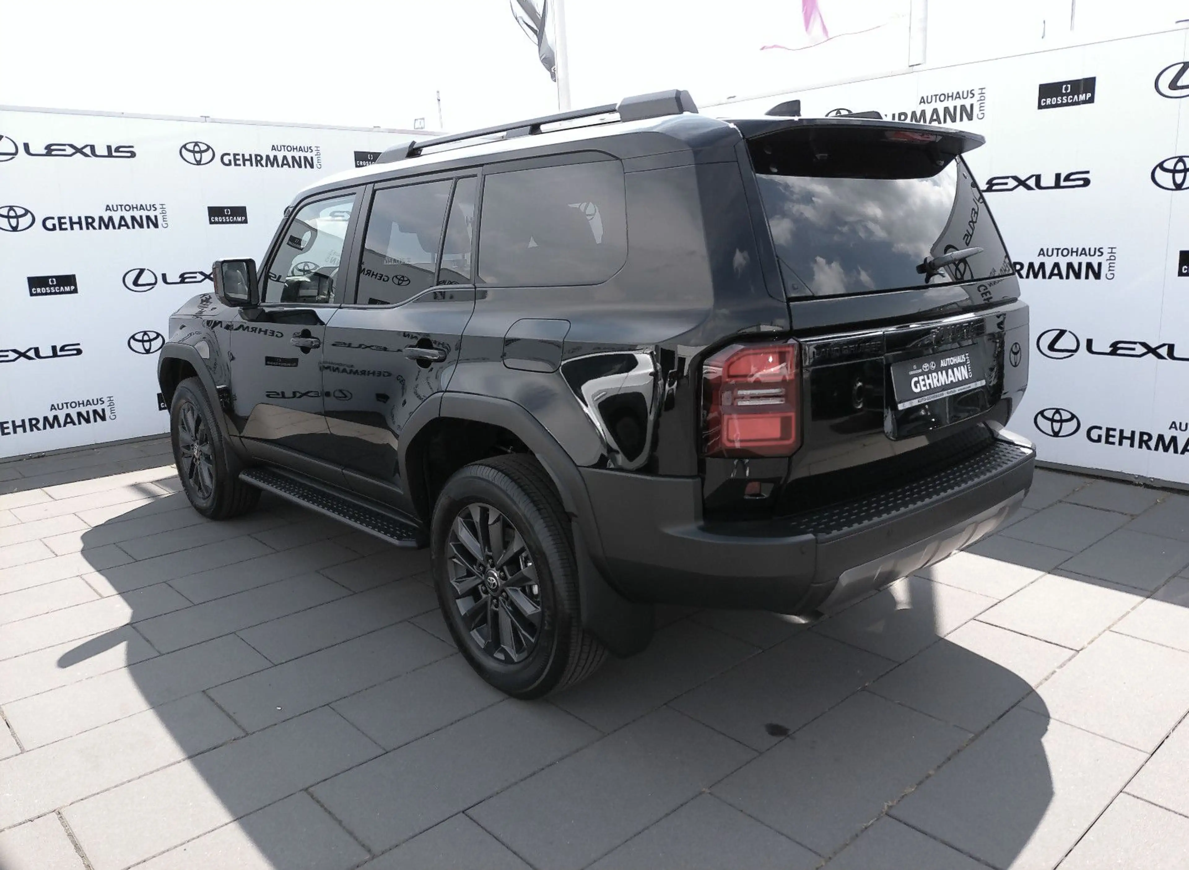 Toyota Land Cruiser 2.8 D-4D Mild-Hybrid 4WD Lounge — photo 3