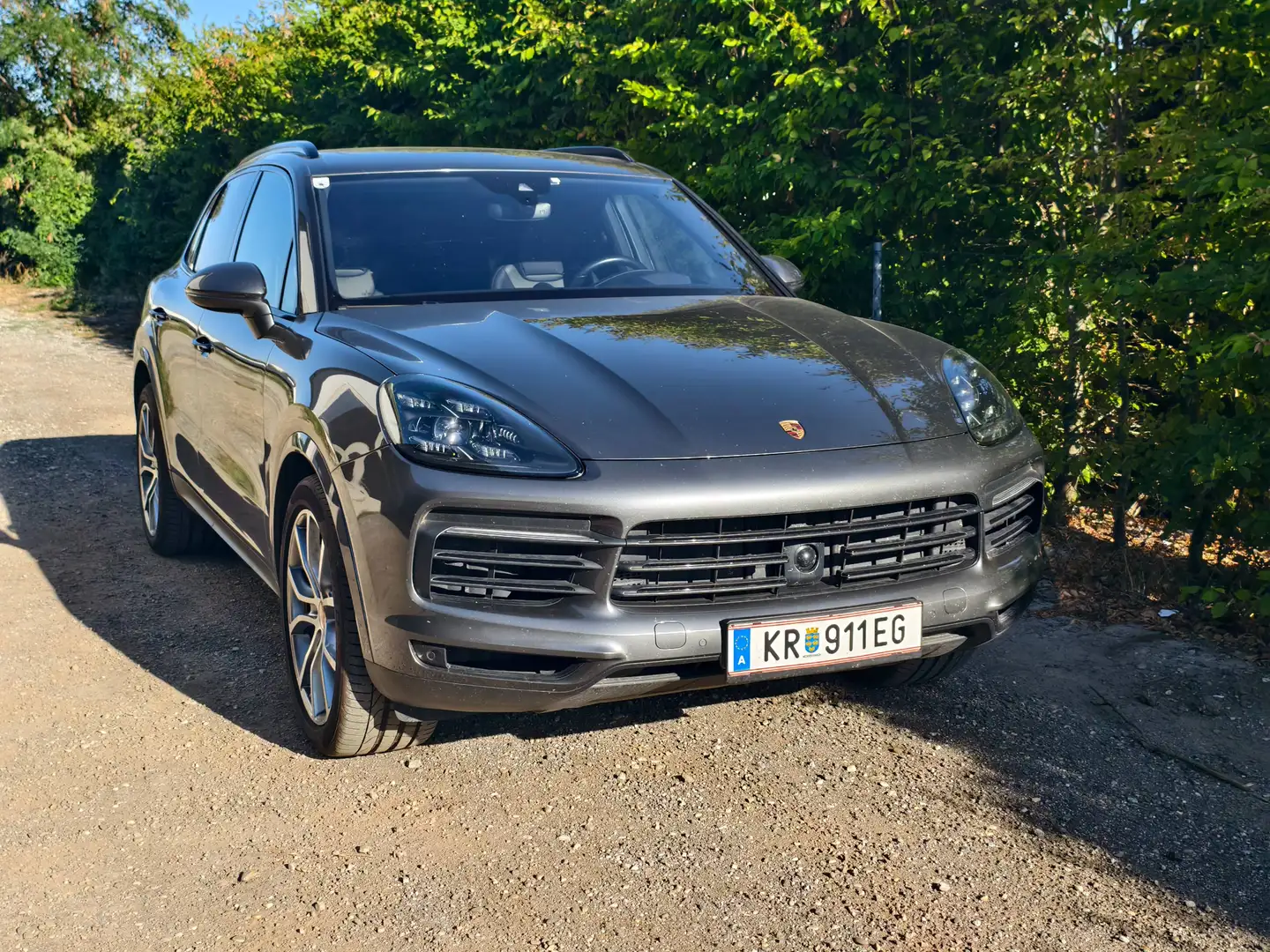Porsche Cayenne Cayenne III Aut. Grau - 2