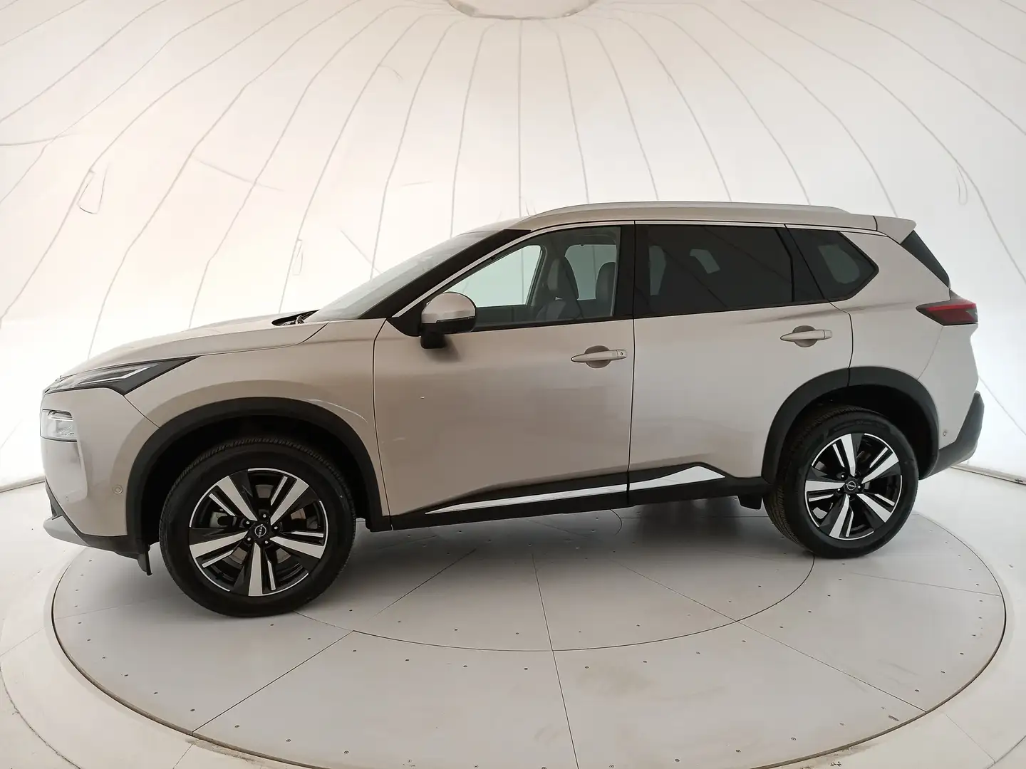 Nissan X-Trail 1.5 e-POWER Tekna Grau - 2