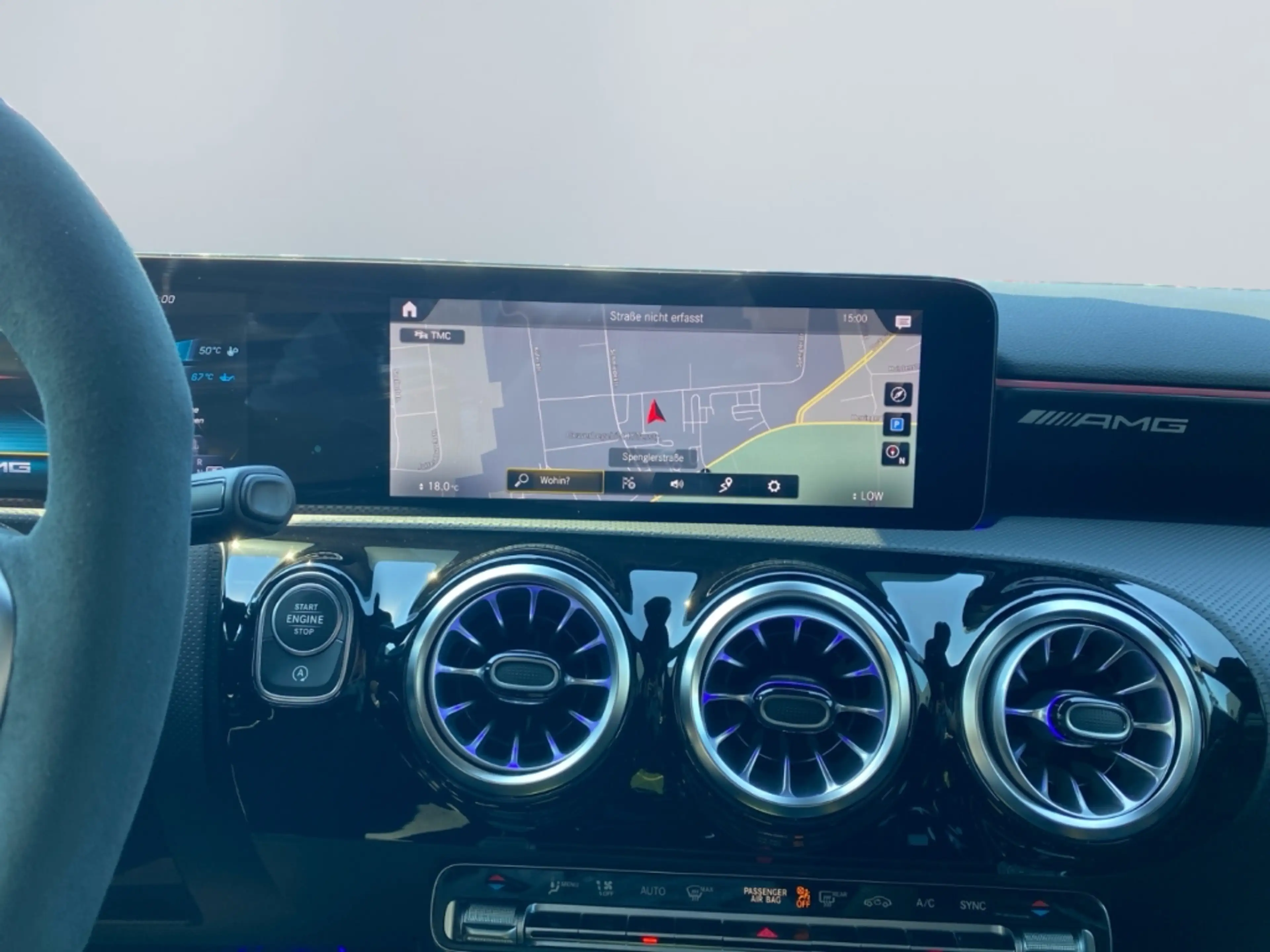 Mercedes-Benz A 45 AMG 4Matic+ *Pano*360*Leder*SHZ*LED*Digi* — photo 15
