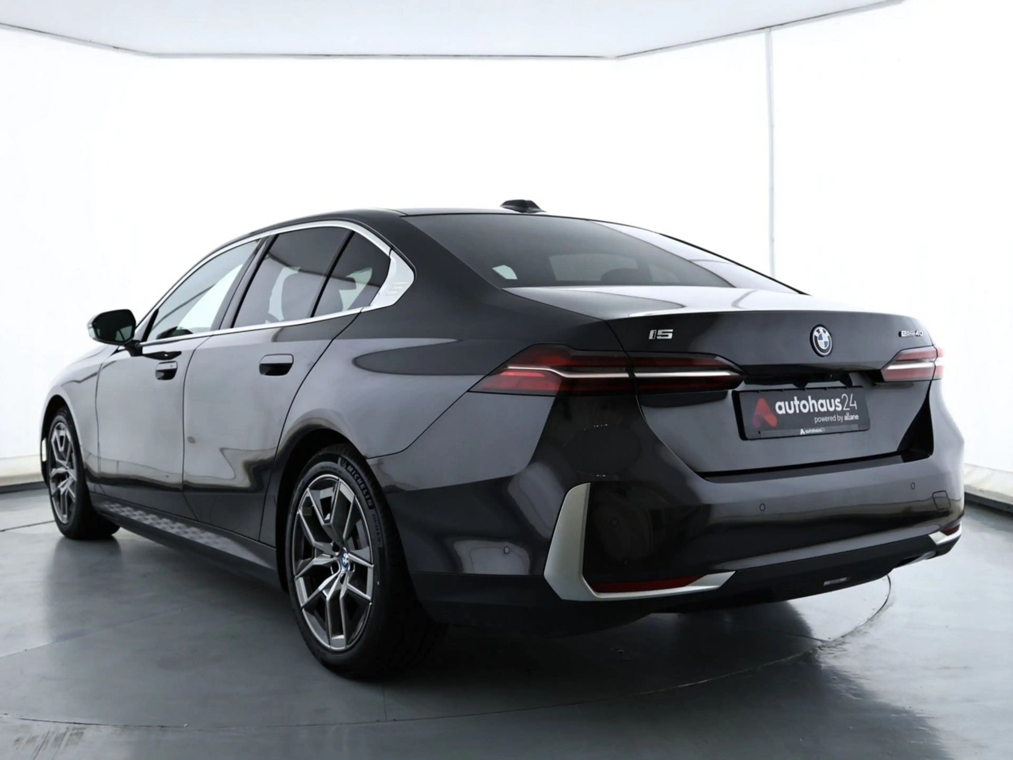 BMW i5 Lim. eDrive 40 AHK|Navi|H&K|Sitzhzg. — photo 4