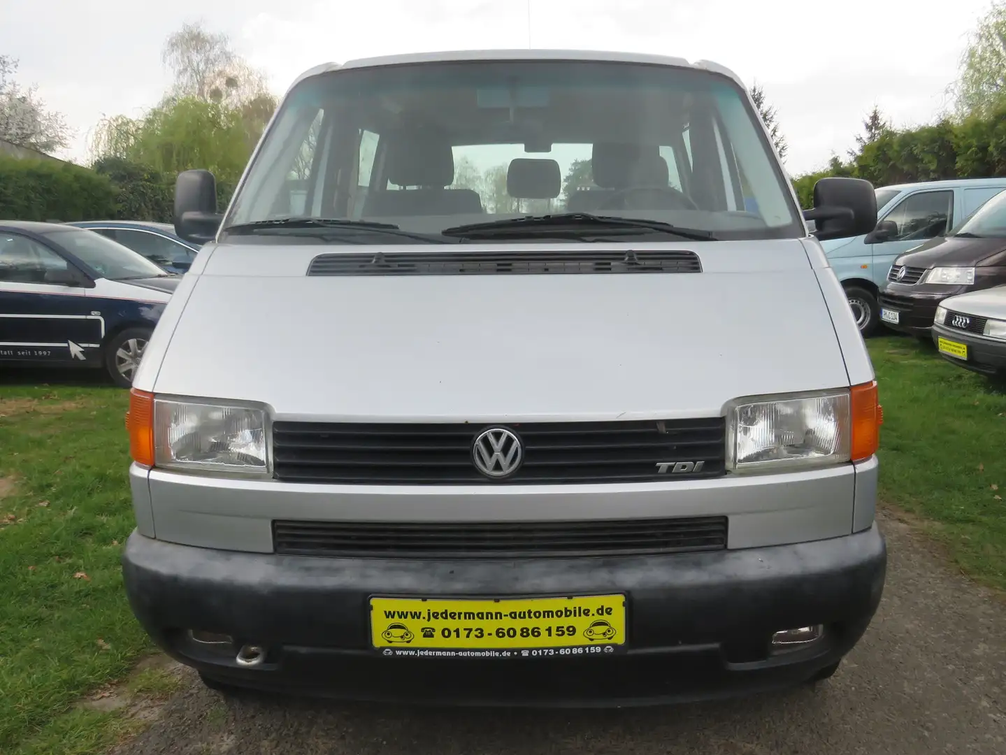 Volkswagen T4 Caravelle TDI 7DK 2Y3/ Autmomatik lange Version Argintiu - 2