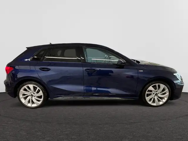 Audi A3 view 5