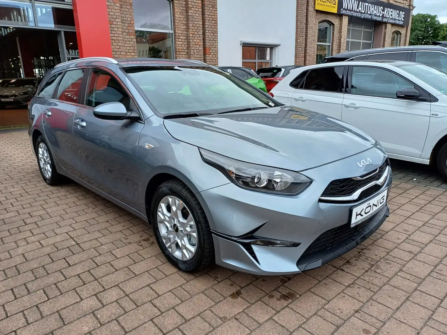 Kia Ceed / cee'd SW 1.0T VISION Klima Navigation Silber - 2
