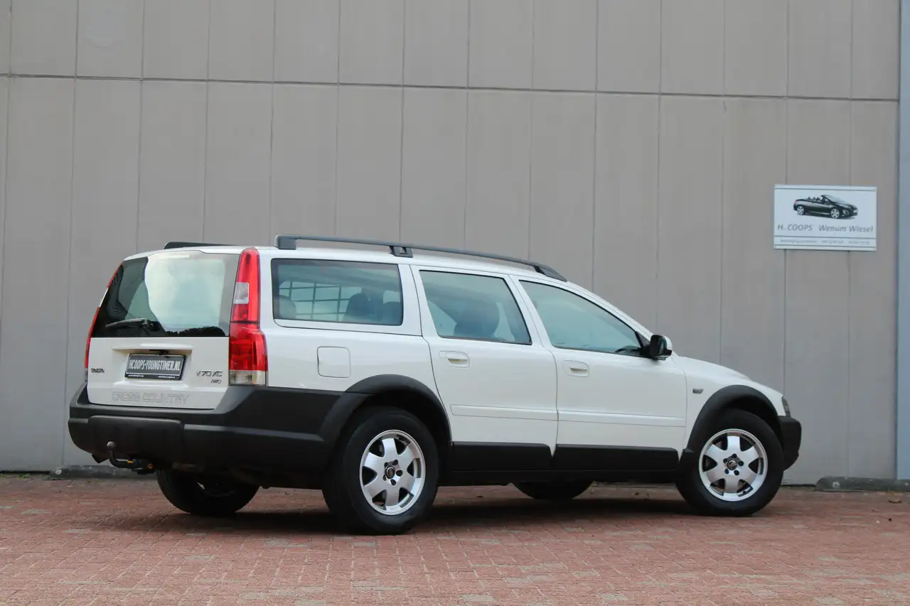 Volvo XC70 2.4 T AWD YOUNGTIMER | APPLE CARPLAY incl. 21% BTW, foto 10