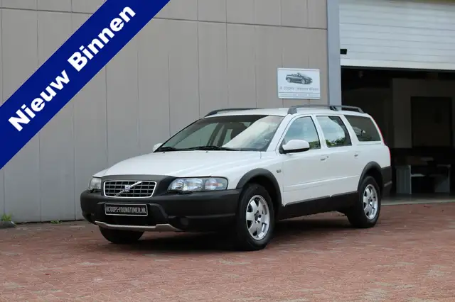 Volvo XC70 2.4 T AWD YOUNGTIMER | APPLE CARPLAY incl. 21% BTW