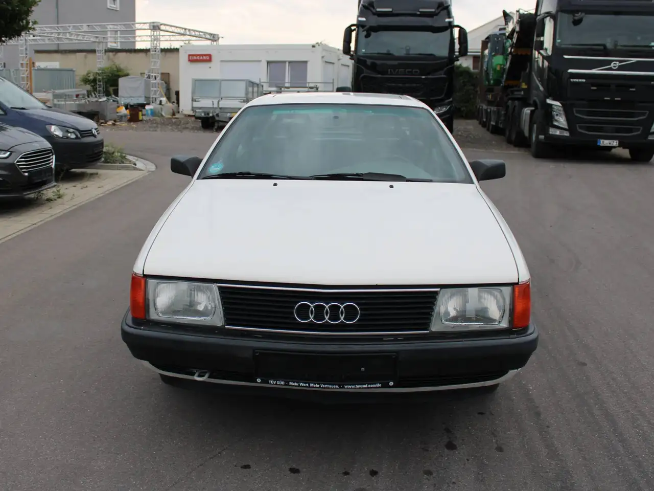 Audi 100 2.3 E Business, foto 2