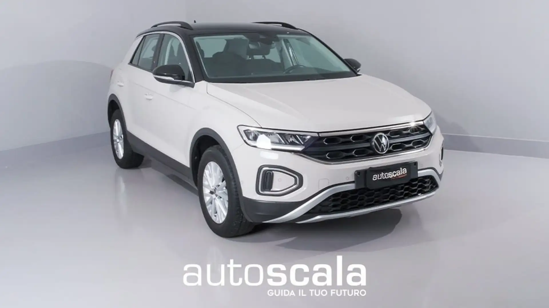 Volkswagen T-Roc 1.0 TSI Life - 1