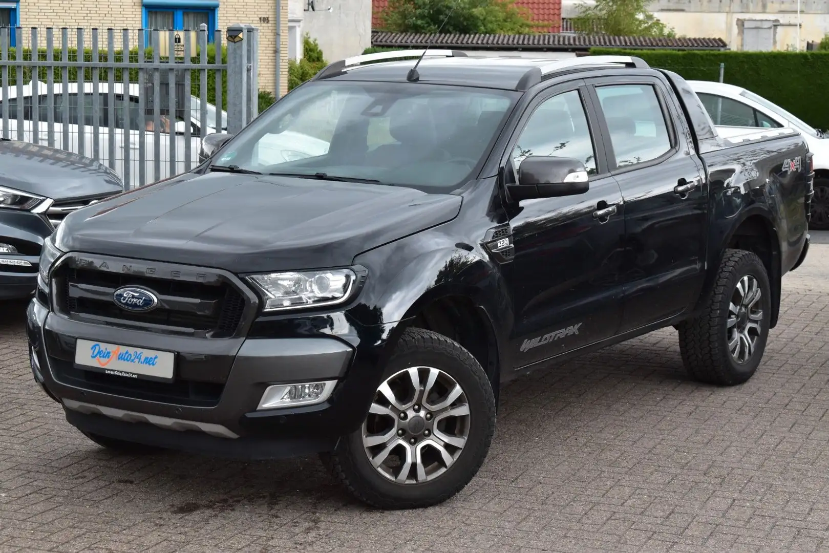 Ford Ranger Wildtrak Doppelkabine 4x4 NAVI| Stand-Hzg Černá - 1