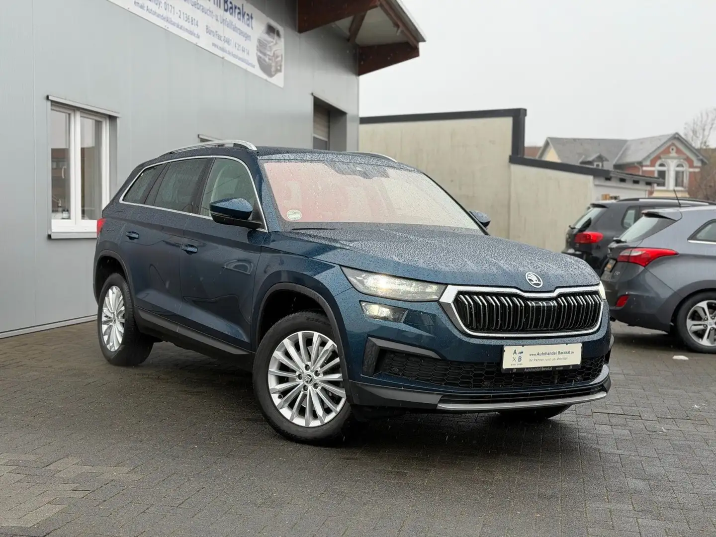 Skoda Kodiaq Style 4x4 2.0 TDI DSG 200PS PANO Matrix Blau - 1
