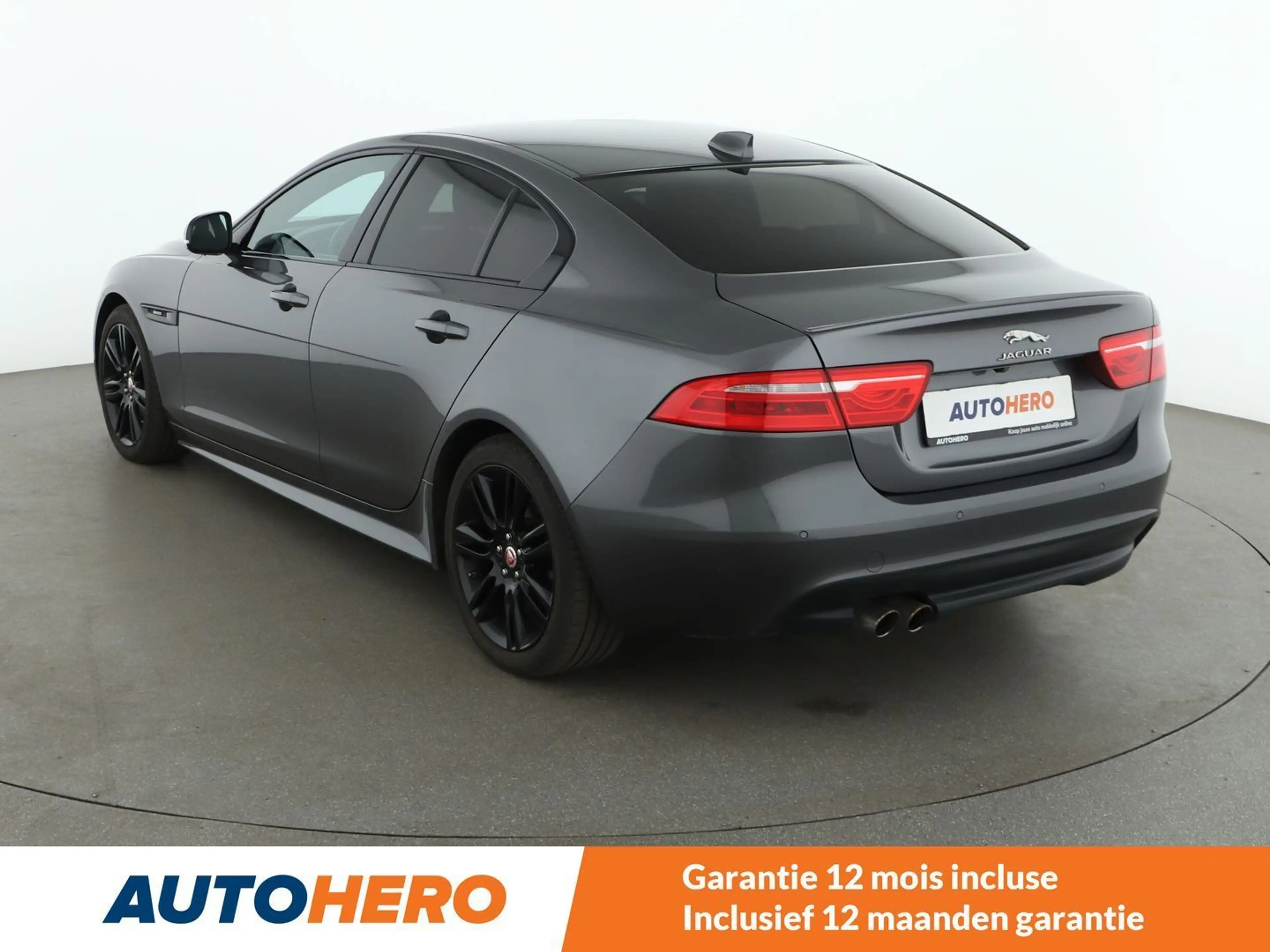 Jaguar XE 20d R-Sport — photo 4