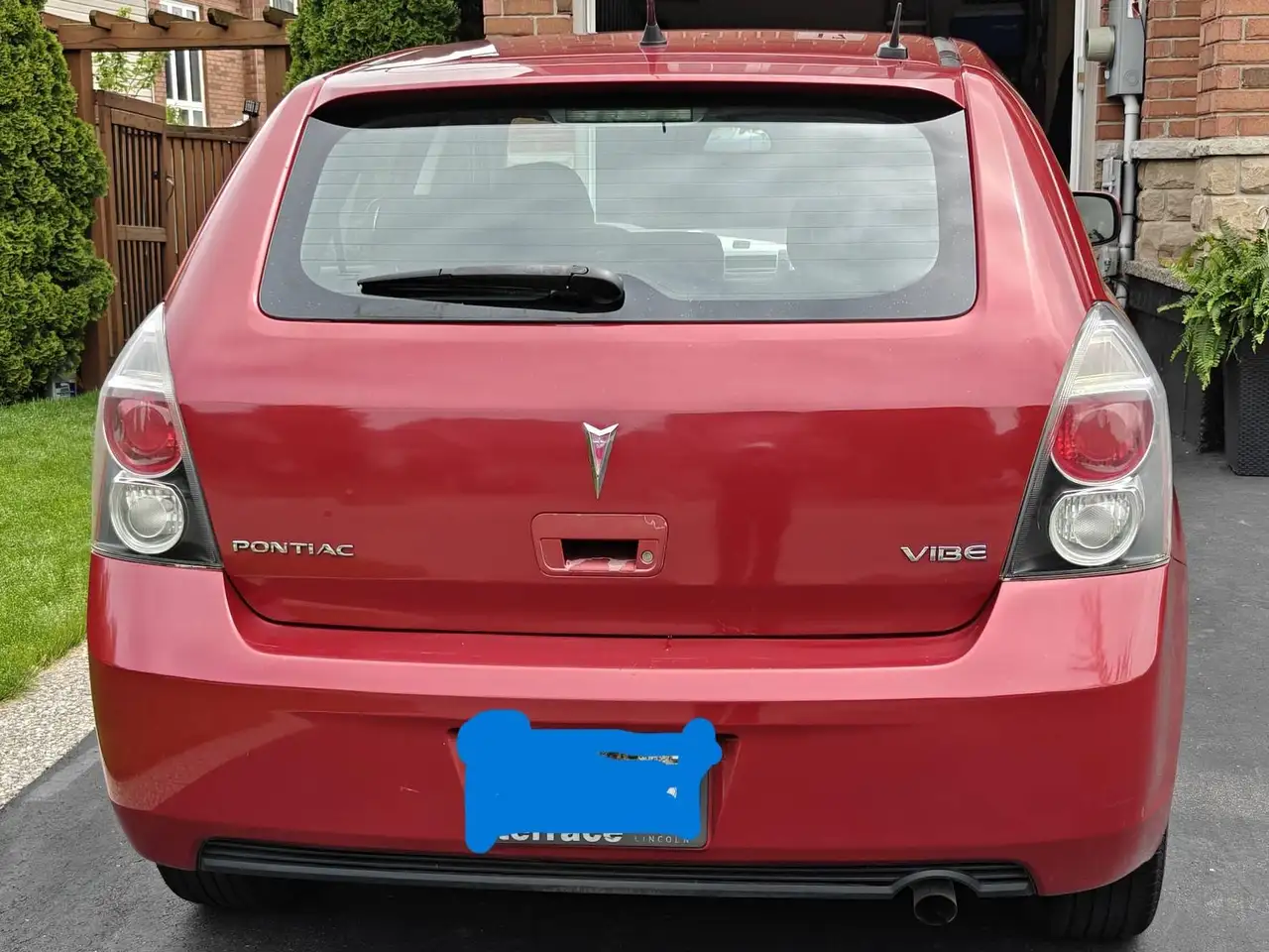 Pontiac Vibe снимка Pontiac Vibe