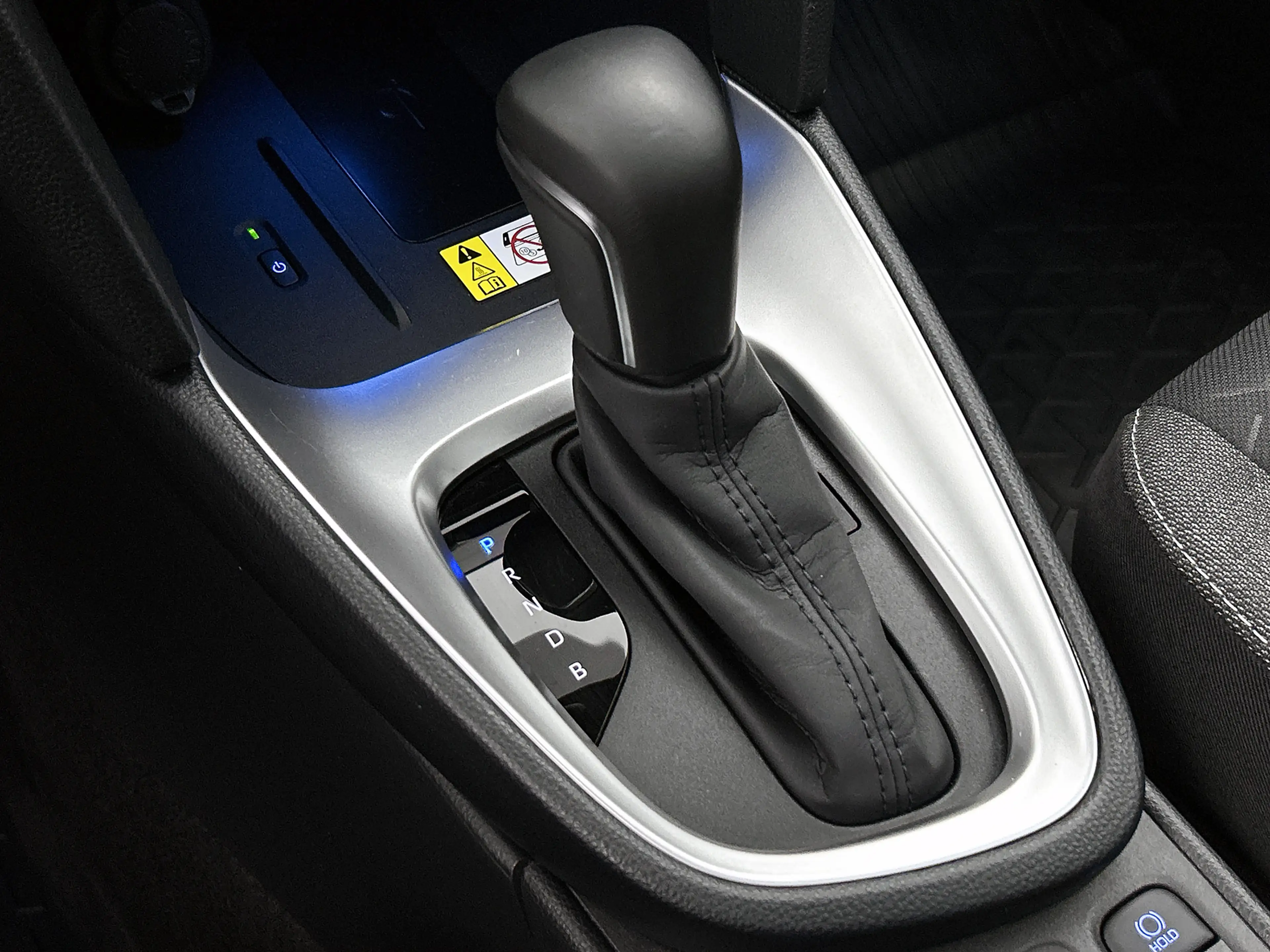 Toyota Yaris Cross 1.5 Hybrid Explore | Voorstoelen verwarmd | — photo 11