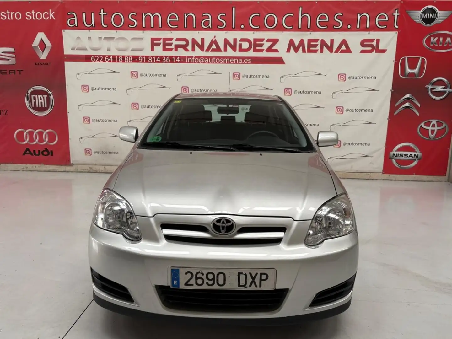 Toyota Corolla 1.6 VVT-i Luna Beige - 2