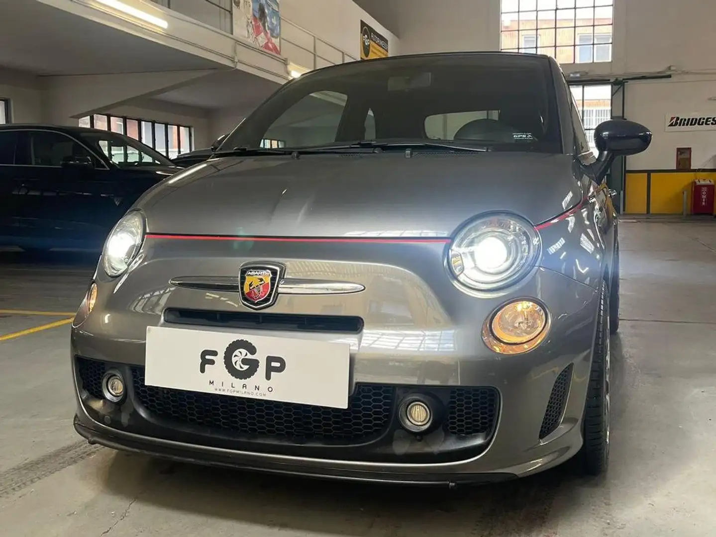 Abarth 500C 500C 1.4 16v t. t-jet bicol. 140cv MTA Сірий - 1