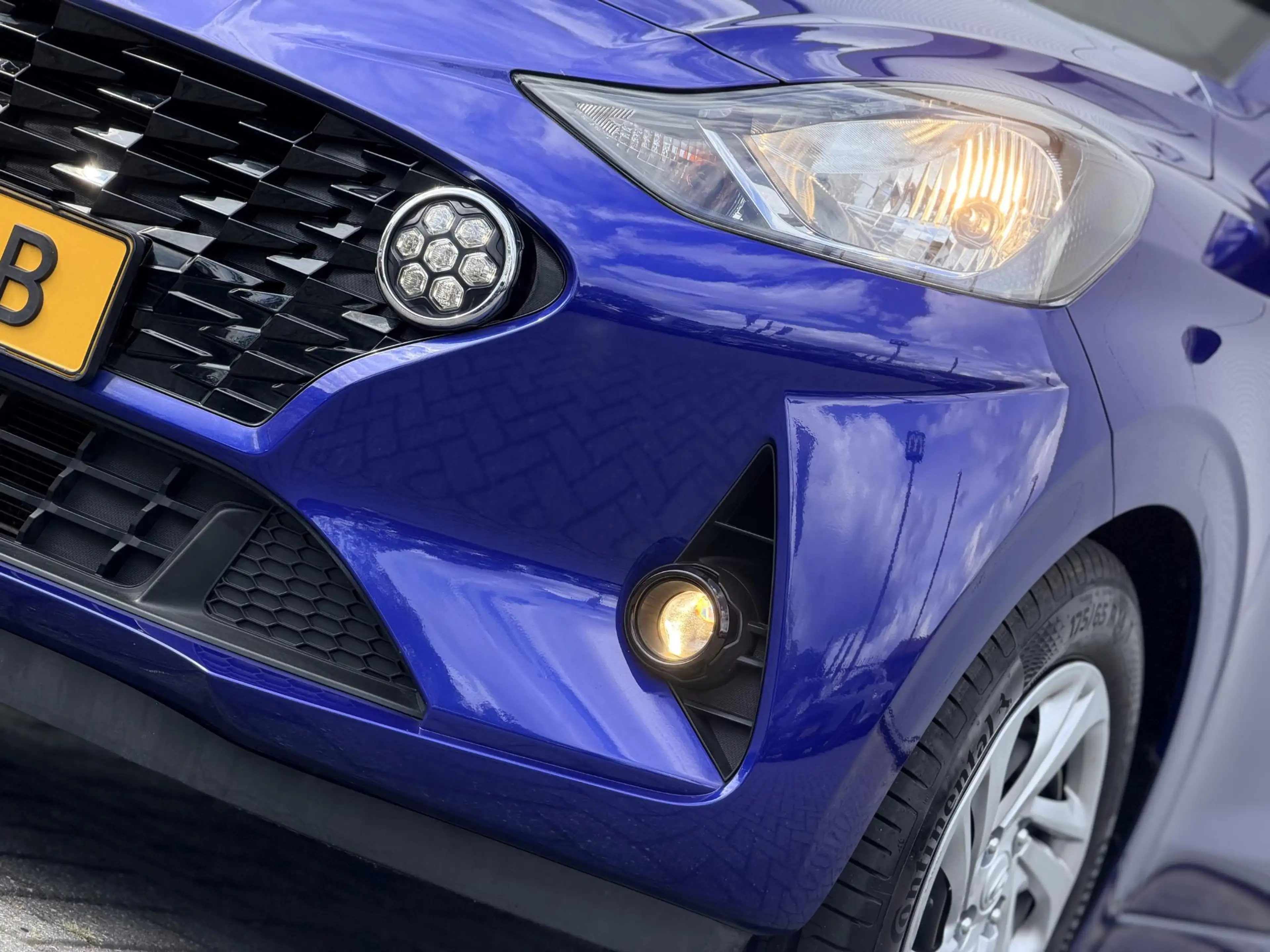 Hyundai i10 1.0 Comfort Smart / Navigatie / Achteruitrijcamera — photo 33