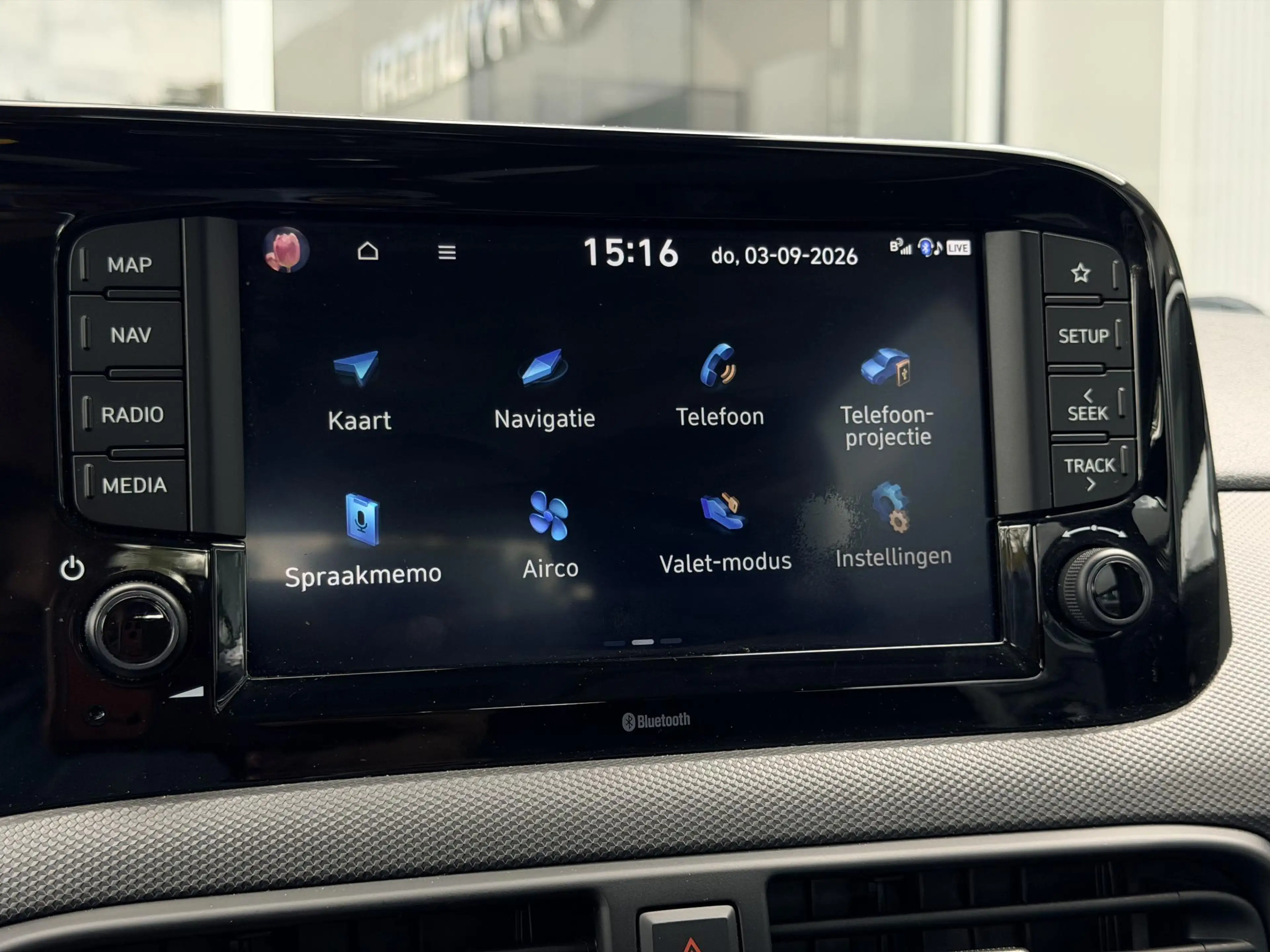 Hyundai i10 1.0 Comfort Smart / Navigatie / Achteruitrijcamera — photo 38