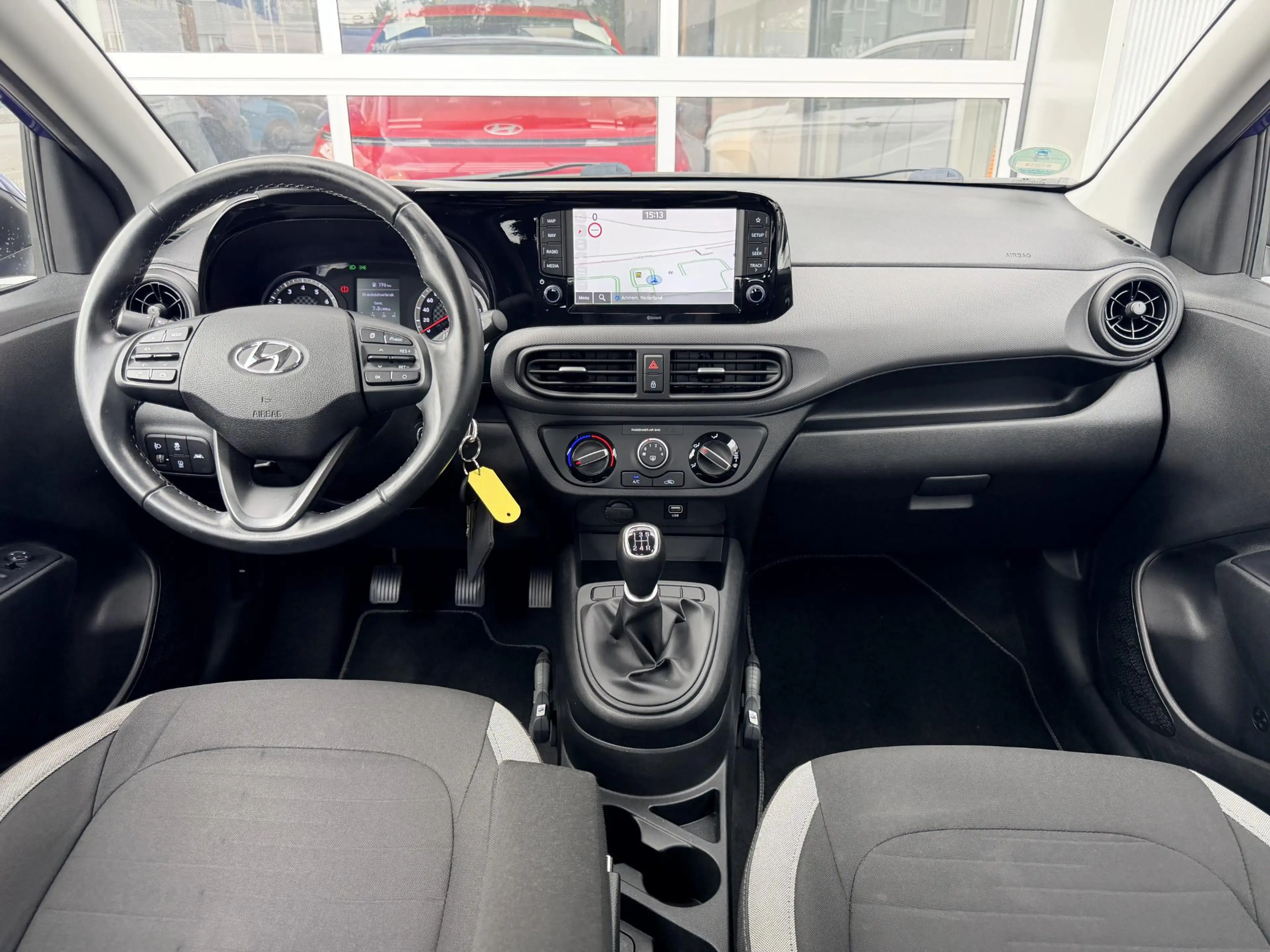 Hyundai i10 1.0 Comfort Smart / Navigatie / Achteruitrijcamera — photo 2