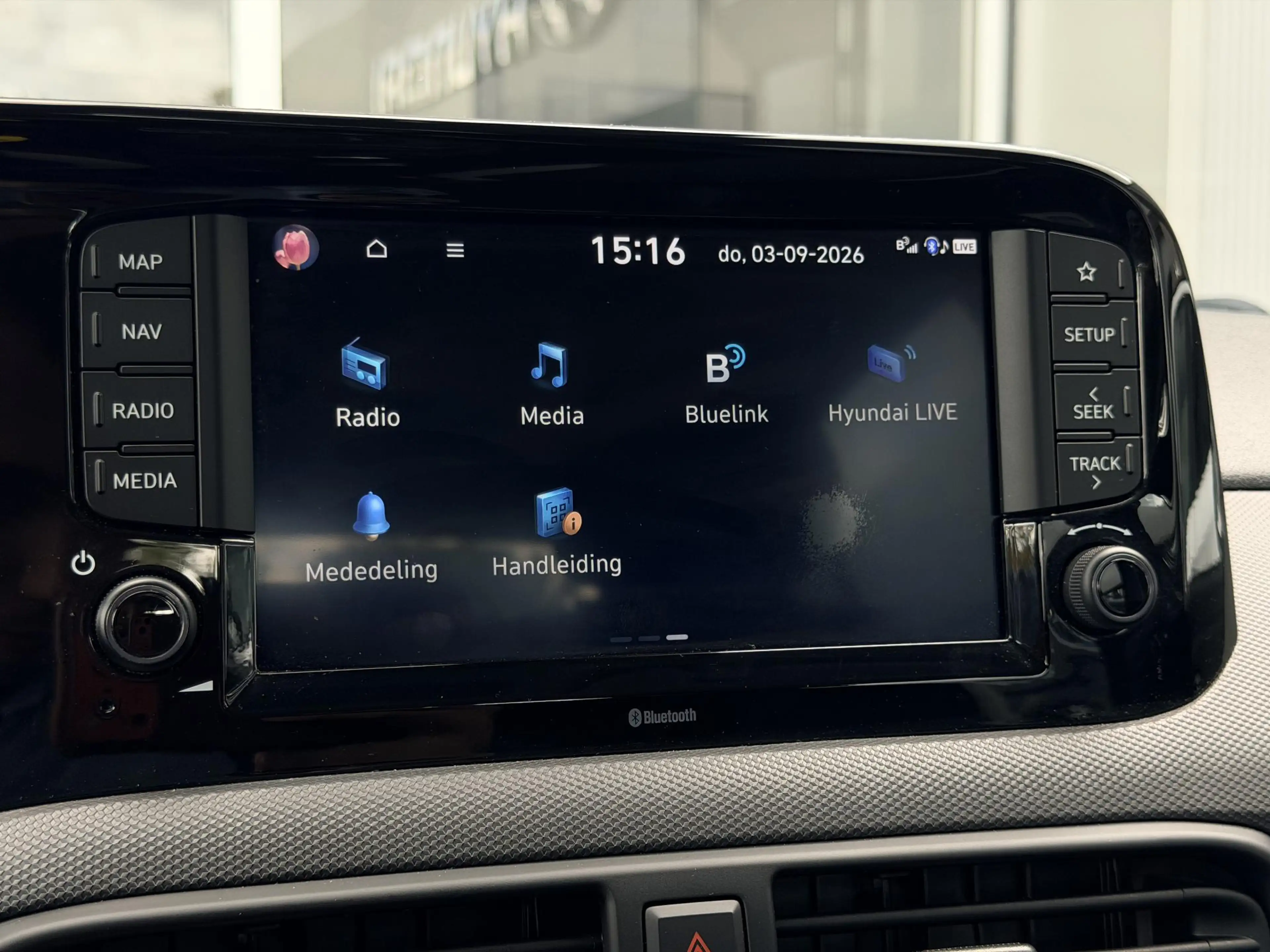 Hyundai i10 1.0 Comfort Smart / Navigatie / Achteruitrijcamera — photo 39