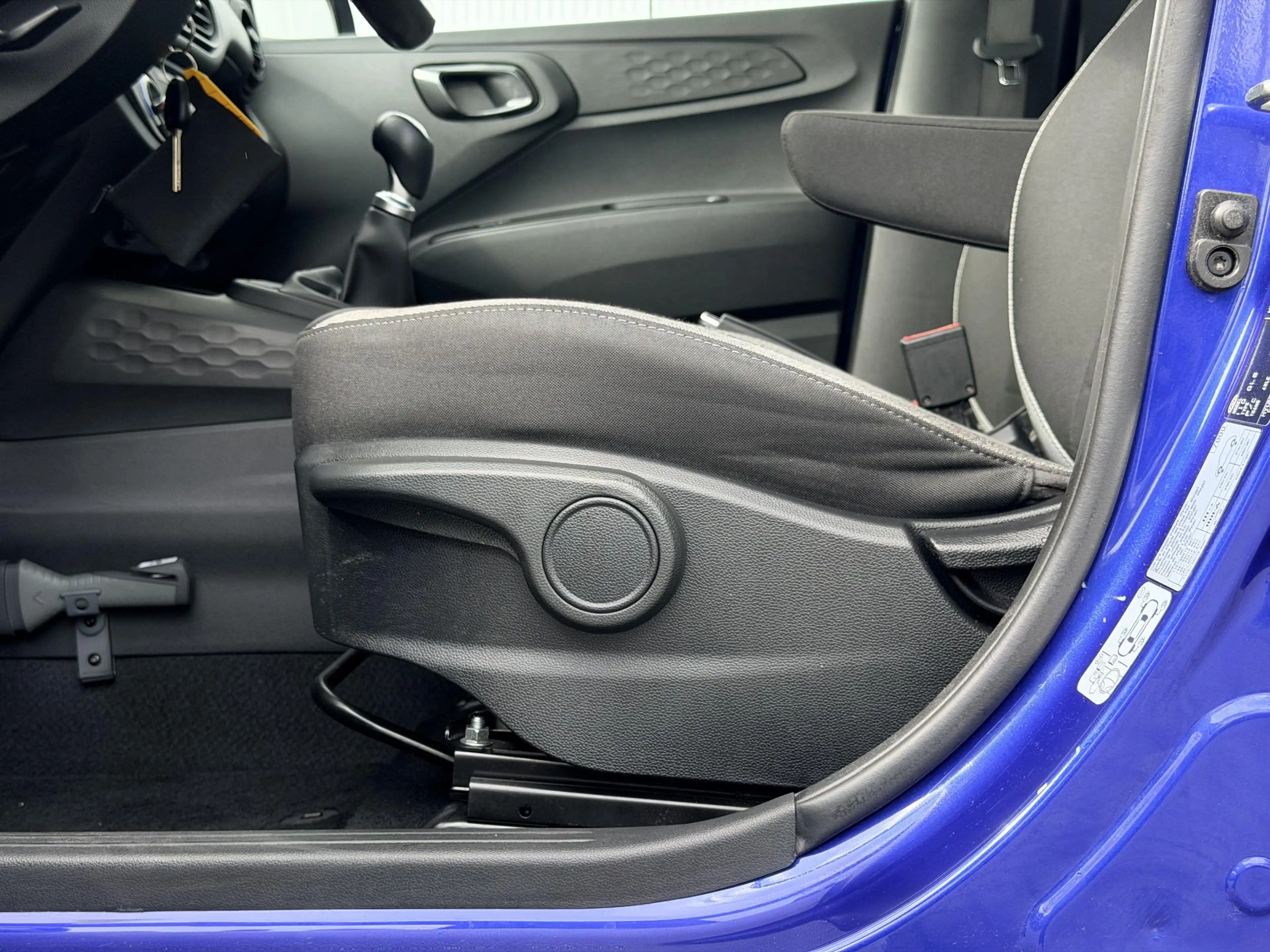 Hyundai i10 1.0 Comfort Smart / Navigatie / Achteruitrijcamera — photo 8