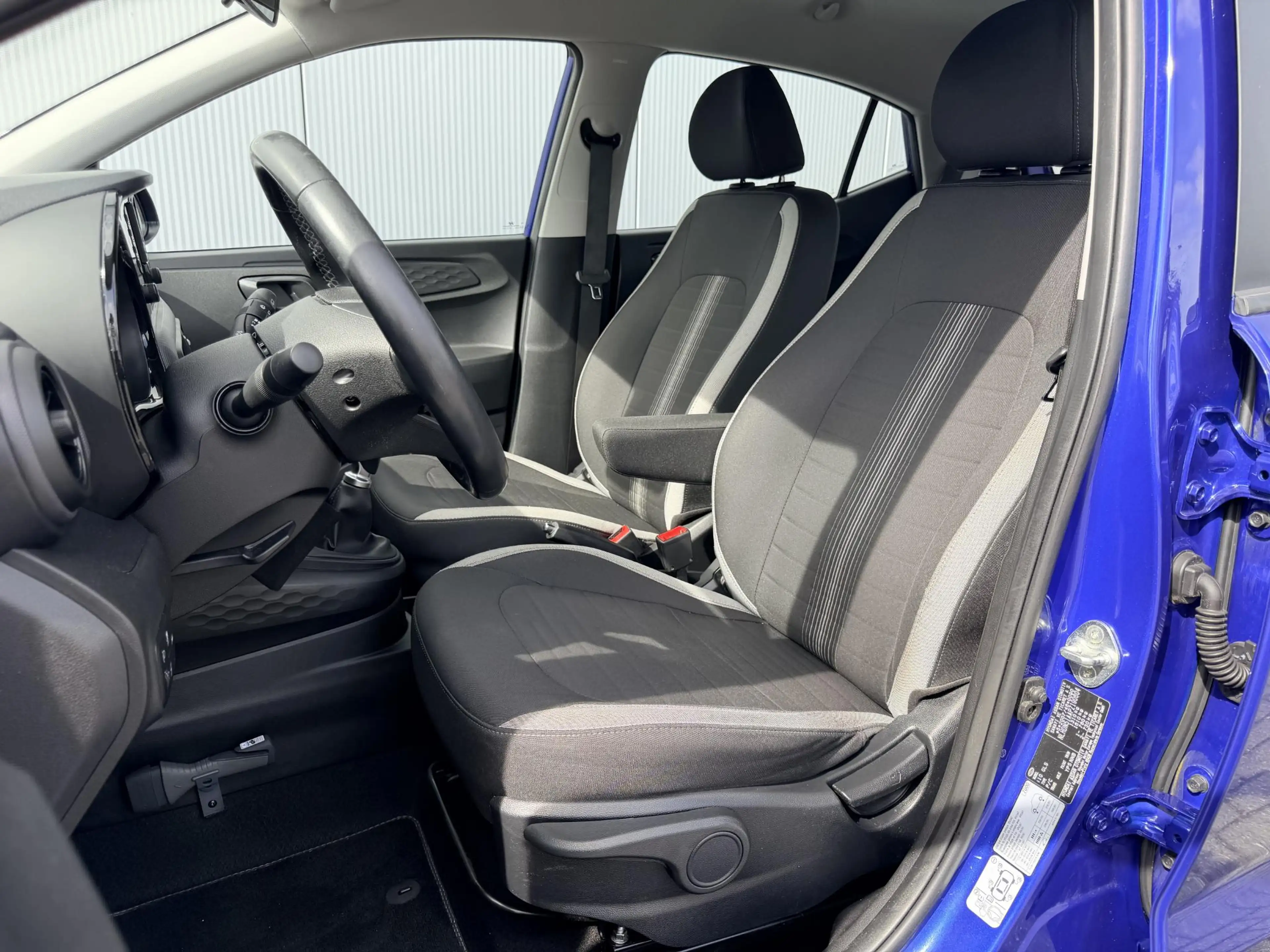 Hyundai i10 1.0 Comfort Smart / Navigatie / Achteruitrijcamera — photo 7