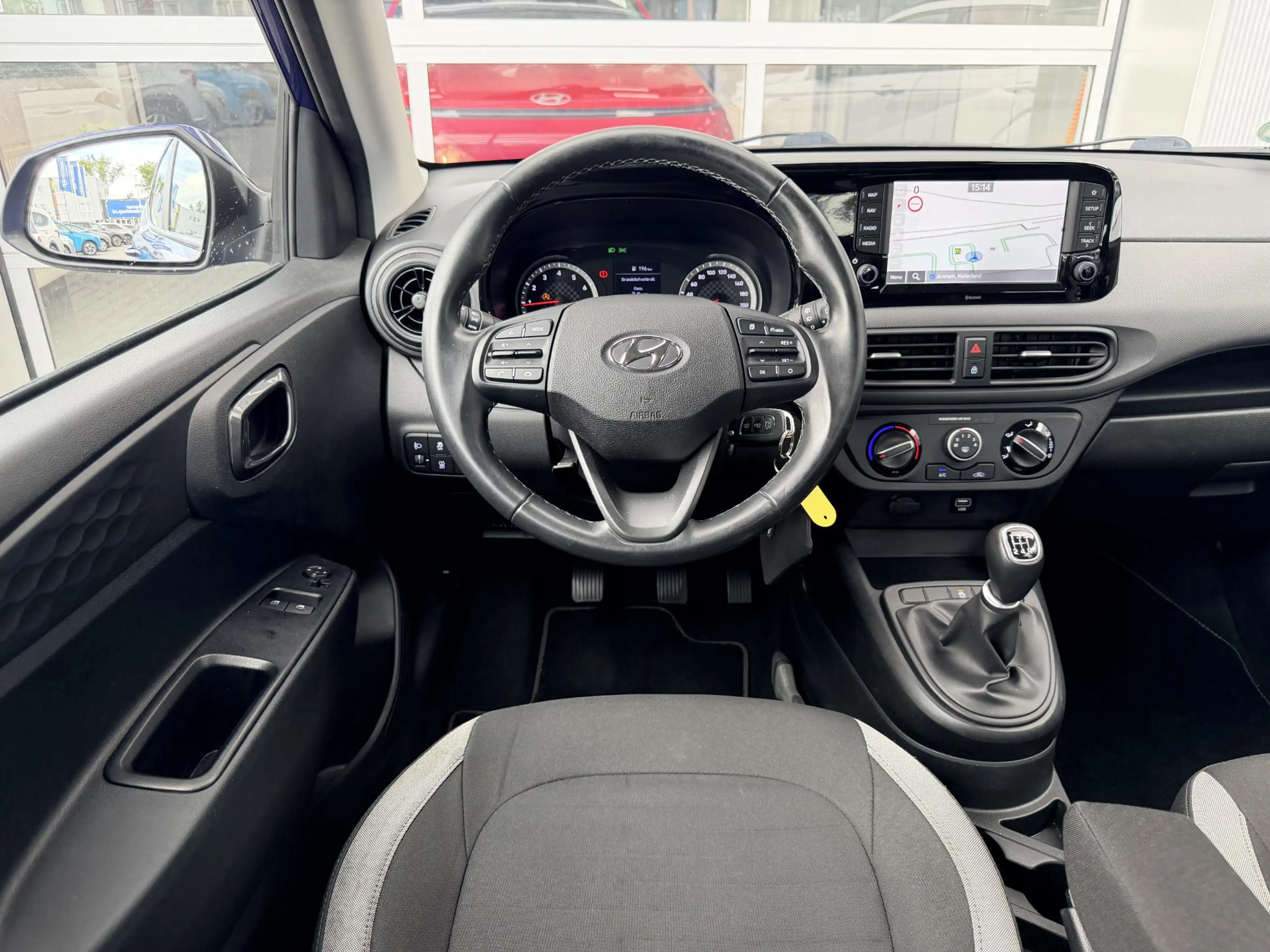 Hyundai i10 1.0 Comfort Smart / Navigatie / Achteruitrijcamera — photo 15