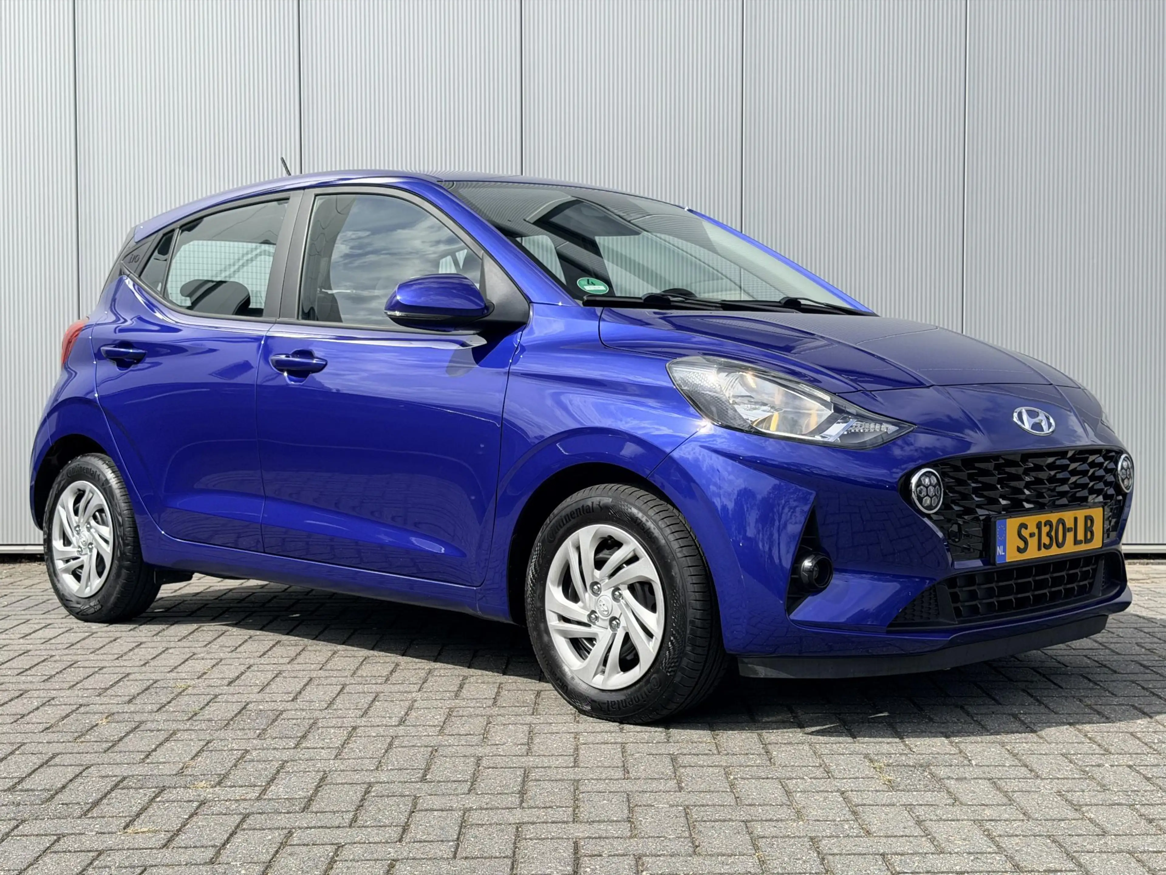 Hyundai i10 1.0 Comfort Smart / Navigatie / Achteruitrijcamera — photo 11