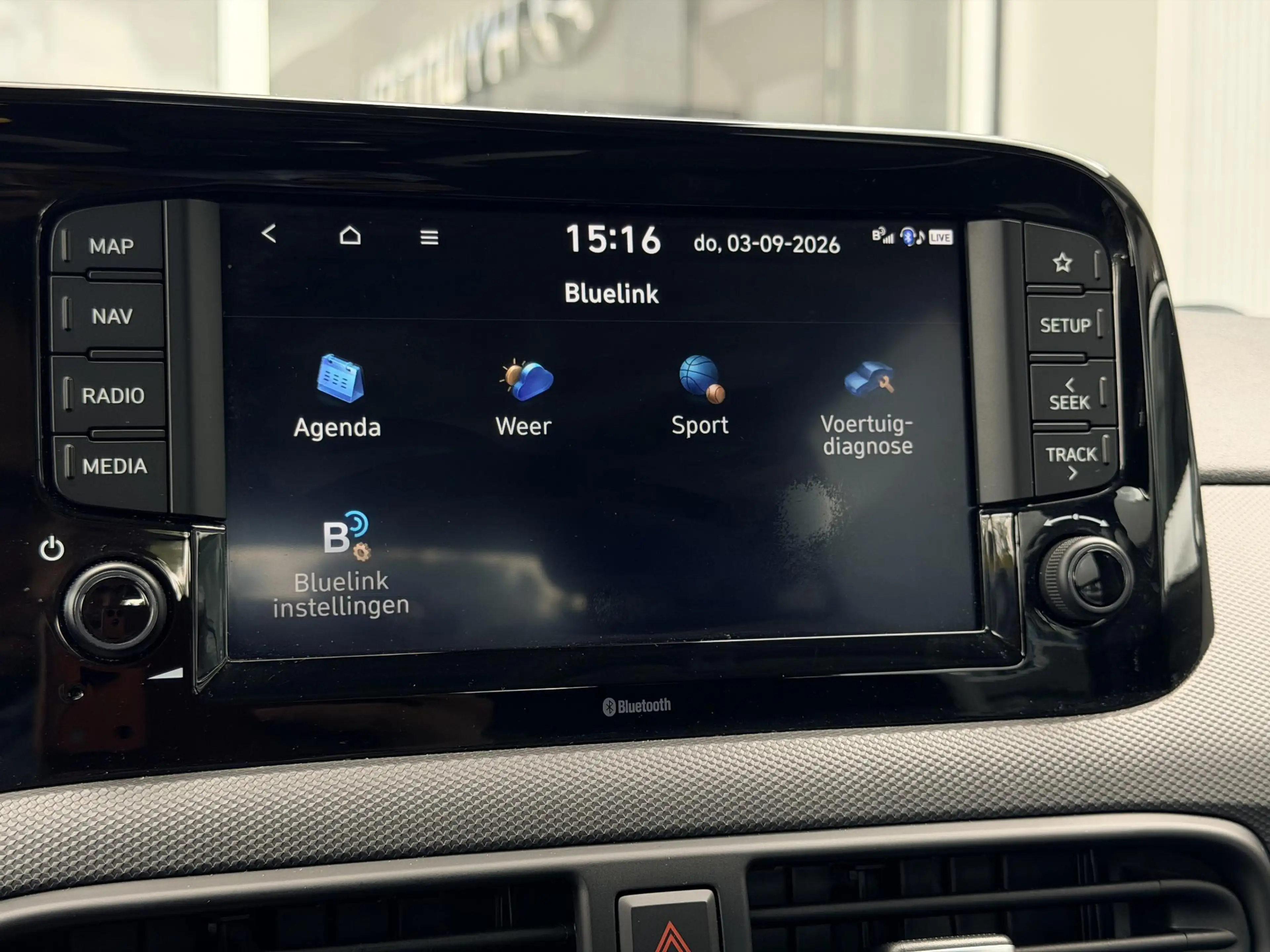 Hyundai i10 1.0 Comfort Smart / Navigatie / Achteruitrijcamera — photo 40