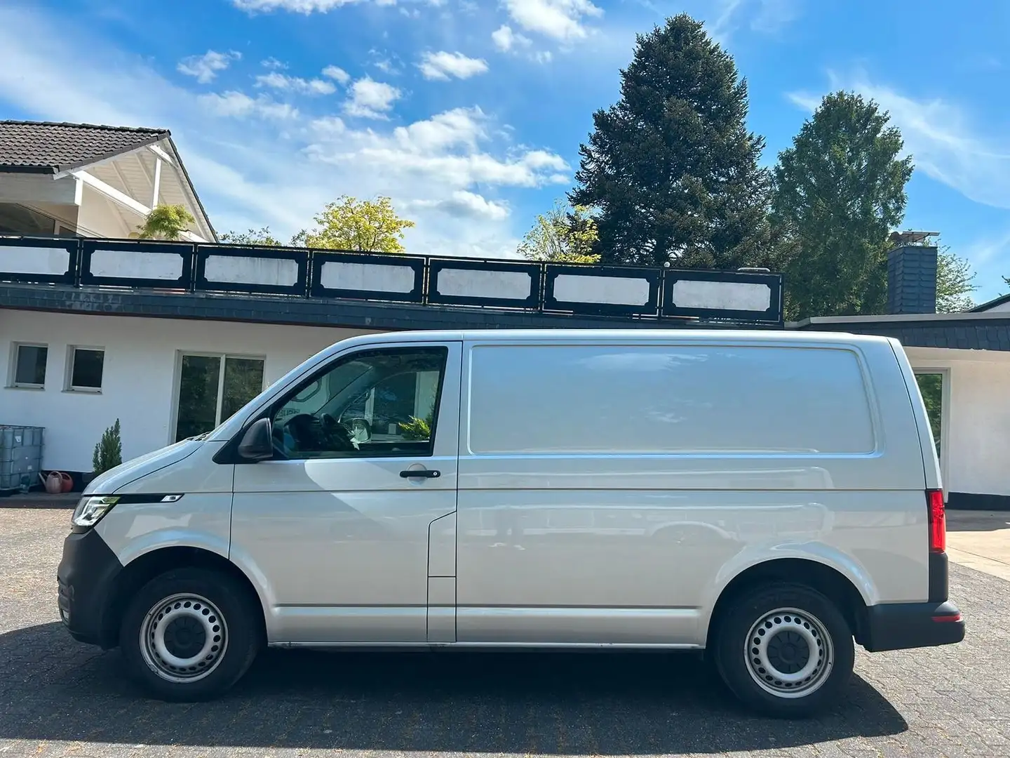Volkswagen T6 Transporter T6.1 Transporter, abn. AHK, ACC, Navi, RF, Ezüst - 2