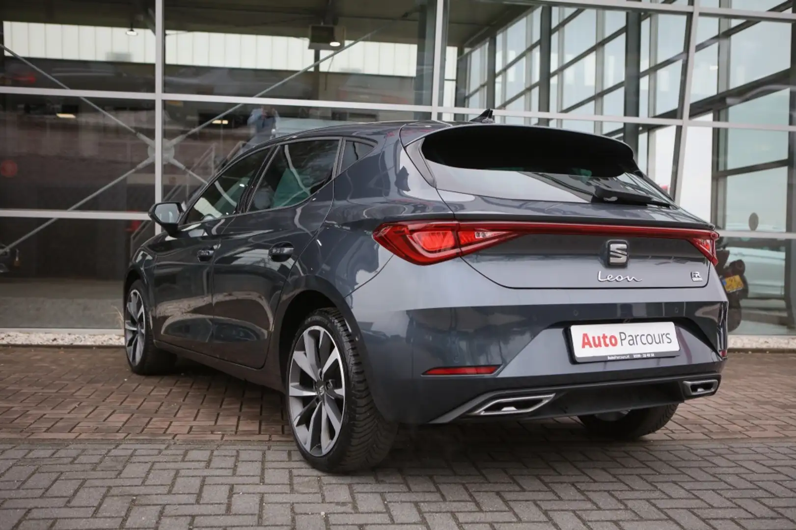 SEAT Leon e-Hybrid Leon 1.4 FR Negro - 2