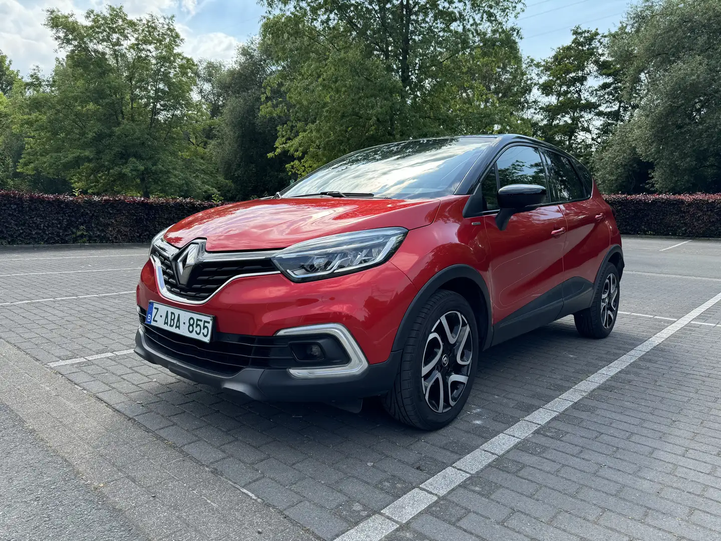 Renault Captur 0.9 TCe Energy Bose Edition - 1