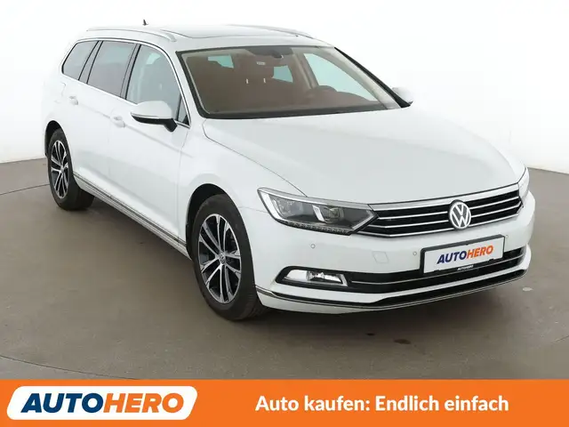 Volkswagen Passat view 8