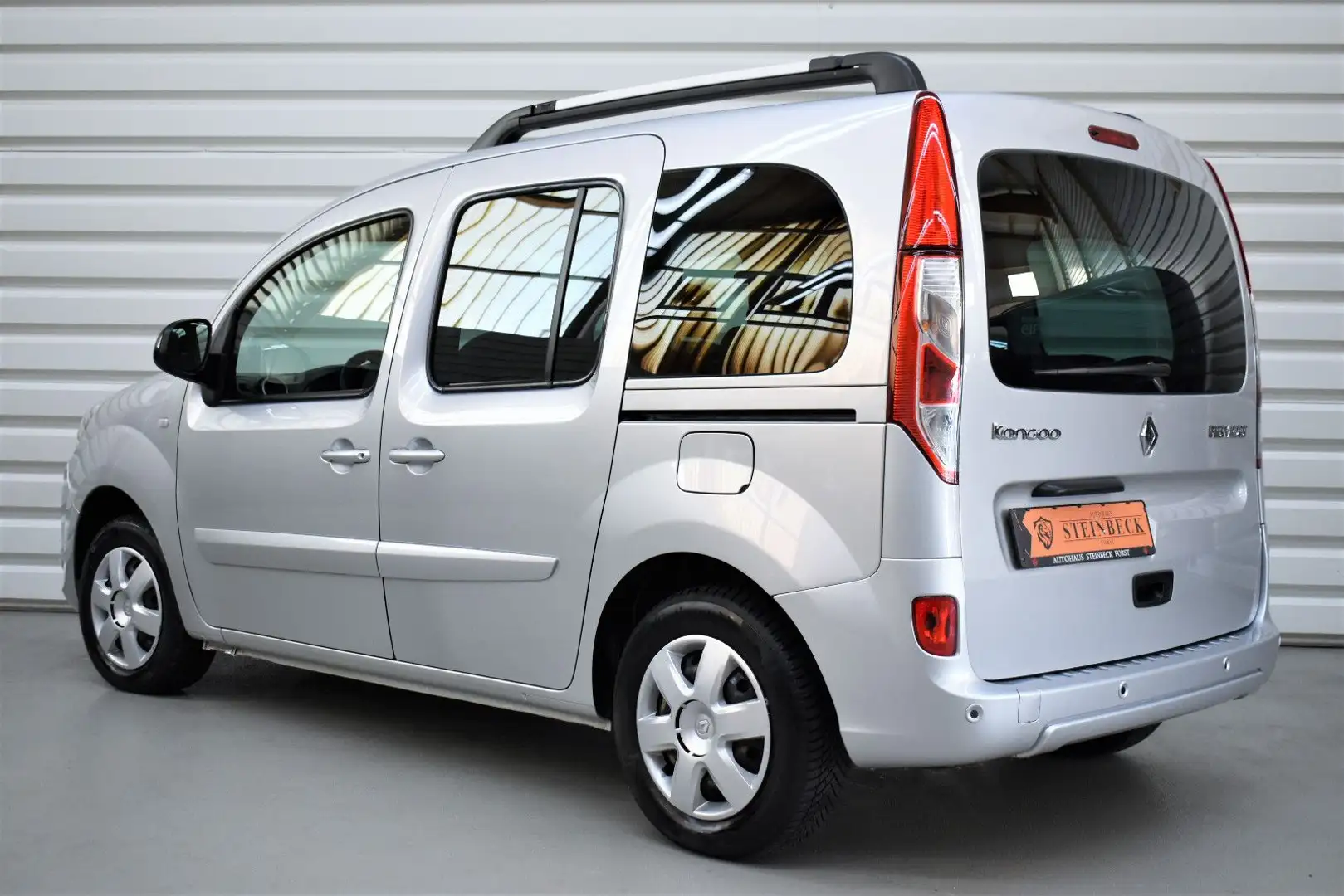 Renault Kangoo Luxe+Navi+47.000KM+PDC+Behinderten-FZG Silber - 2