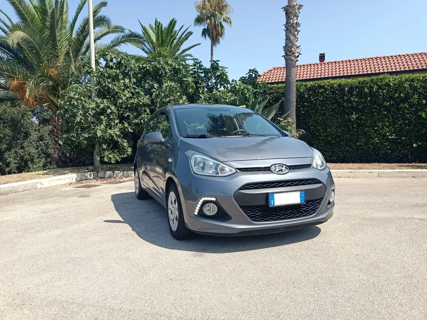 Hyundai i10 1.0 Classic Grigio - 1