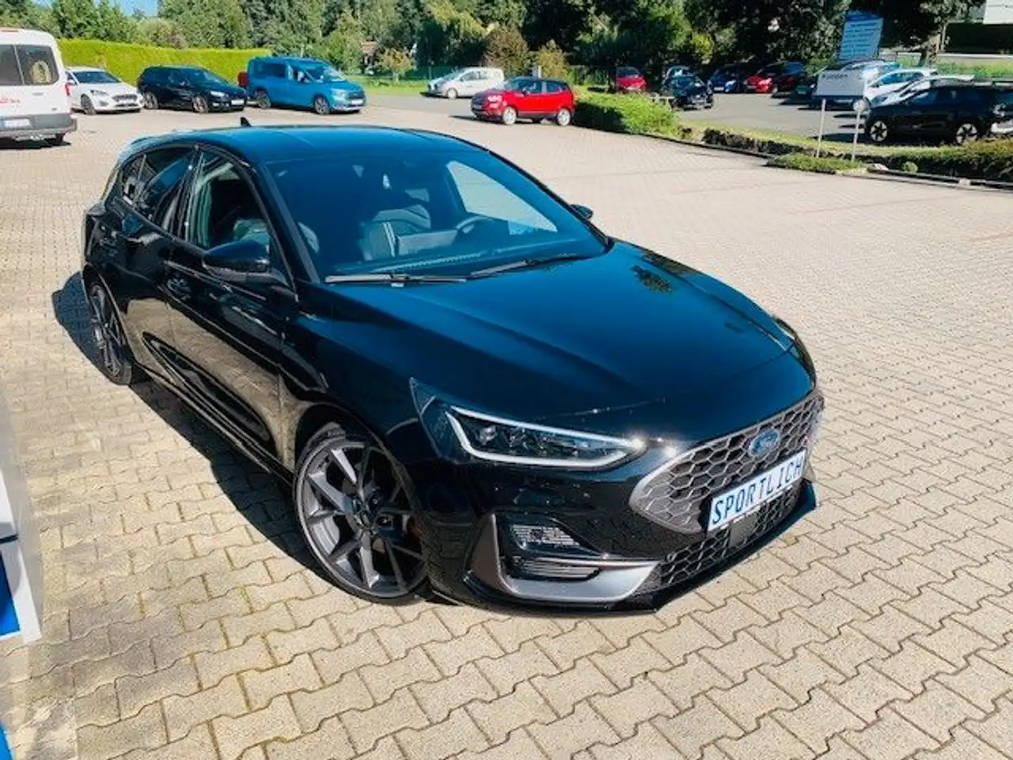 Ford Focus ST X B&O Schwarz - 2