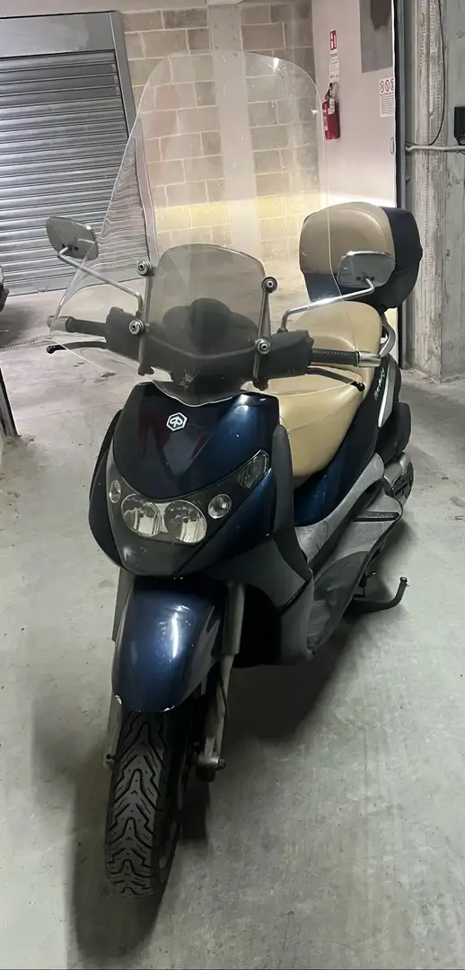 Piaggio Beverly 400 - 2