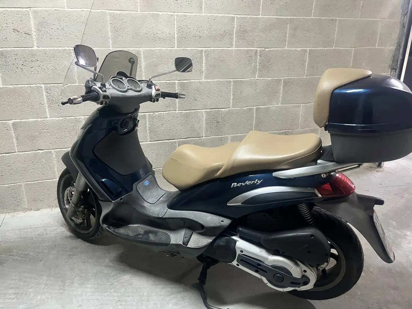 Piaggio Beverly 400 - 1