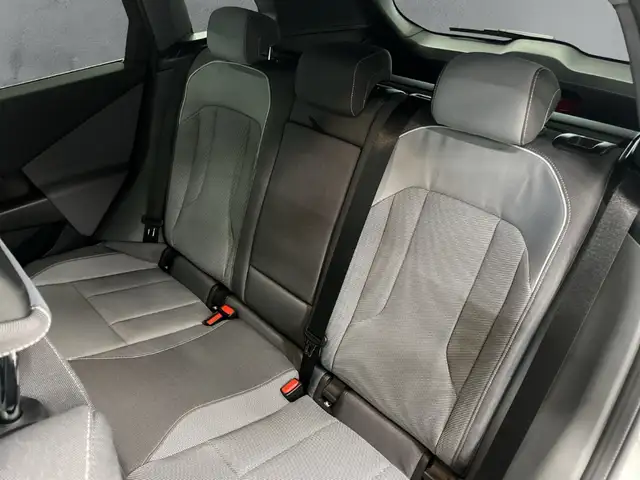 BMW X3 view 13