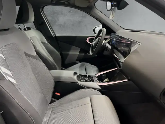 BMW X3 view 11