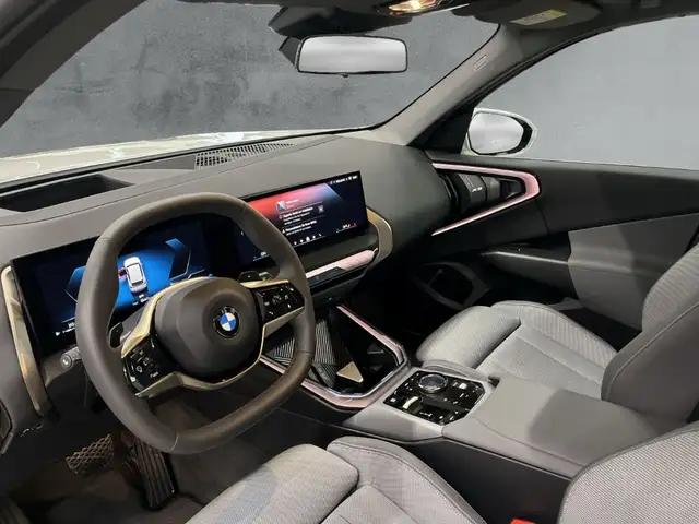 BMW X3 view 9