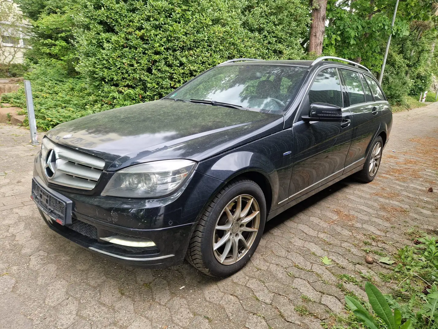 Mercedes-Benz C 220 T CDI DPF Automatik BlueEFFICIENCY Elegance Euro 5 Schwarz - 2