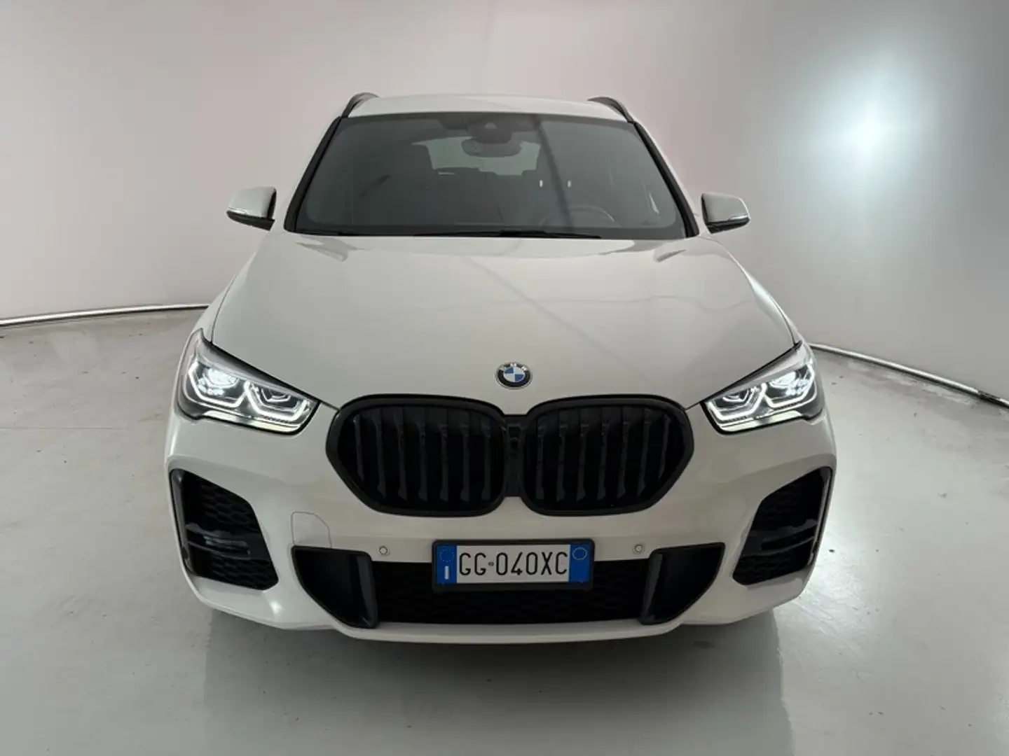 BMW X1 sdrive20d Msport auto Weiß - 2