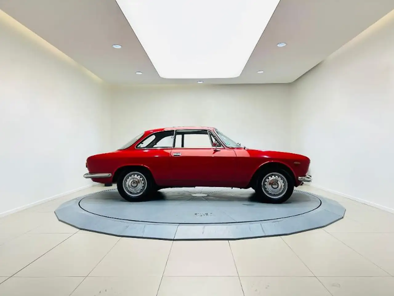 Alfa Romeo Giulia SPRINT GT 1600, foto 8