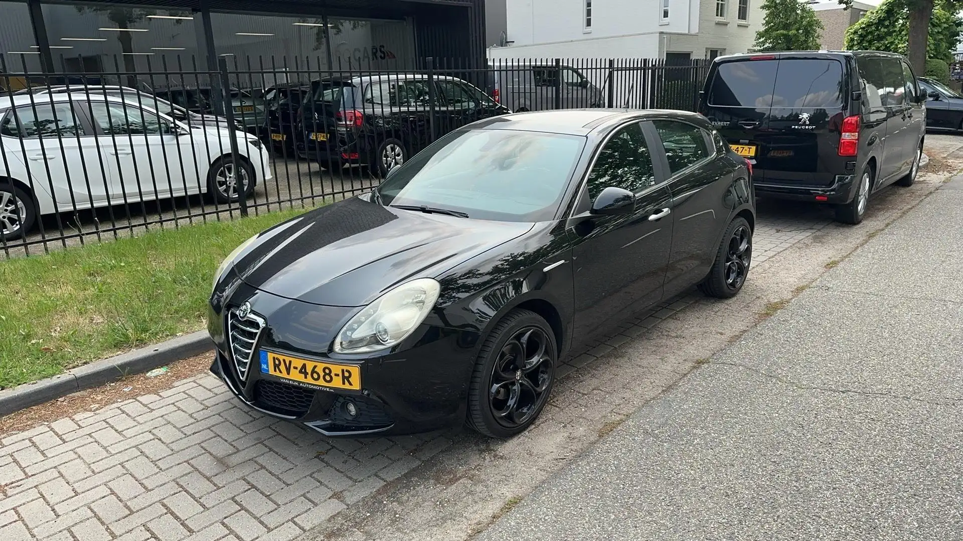 Alfa Romeo Giulietta 1.4 T Distinctive Airco Cruise control Panorama da Noir - 1