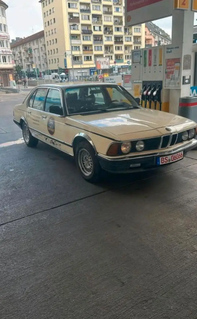 BMW 735 H-Zulassung, Sammlerstück E23 Beige - 2
