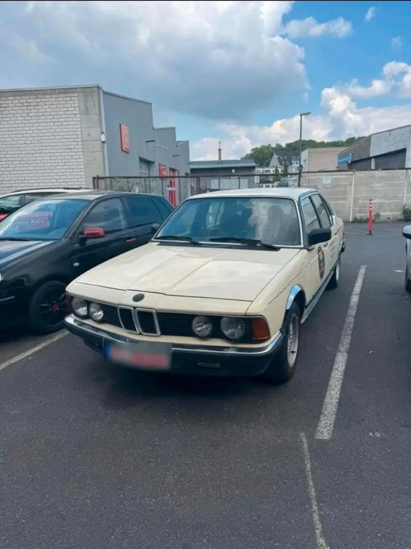 BMW 735 H-Zulassung, Sammlerstück E23 Beige - 1